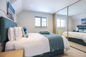 Seascape - 4 bed home in Bracklesham Bay